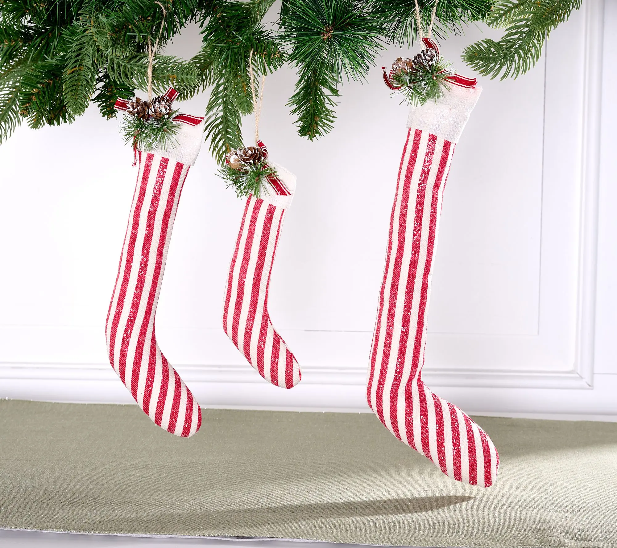 Cozy Cottage by Liz Marie S/3 Vintage Stocking Ornaments
