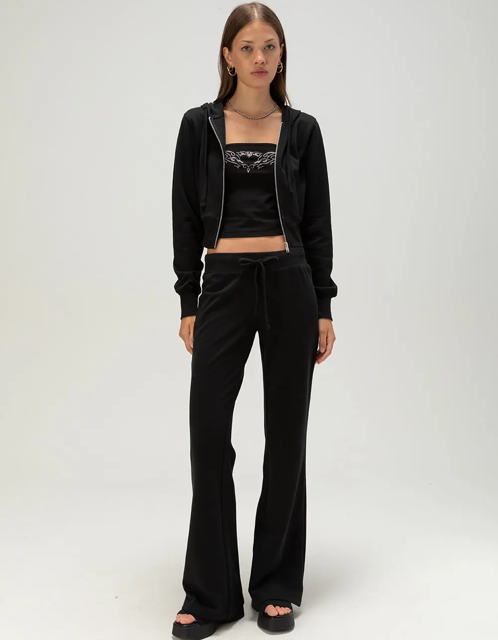 TILLYS Womens Bootcut Sweatpants