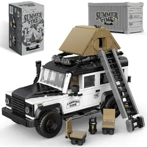 1:32 Scale Off Road Vehicle Building Set Building Block Model Outdoor Travel SUV Scene Model Adult Car Toy with Display Box 676pcs Durable ABS Material Outdoors Theme Collector Edition for Outdoor Adventures Camping Trips Christmas Gift, Model Car Kit