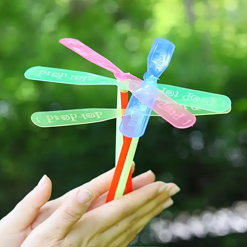 50/100pcs Plastic Dragonfly Flying Toys, Easy To Assemble, Bright Colors, Fun, Perfect For Parties, Portable - For Gatherings, Outdoor Play And Playground, Perfect Gift For Youngsters（Random Colors）