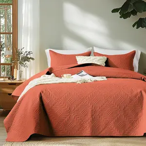 Full  Quilt Bedding Set, Lightweight Burnt Orange Bedspreads, Olive Leaf Design,Ultra Soft Microfiber Bed Coverlet 3 count for All-Season (1 Quilt, 2 Shams)