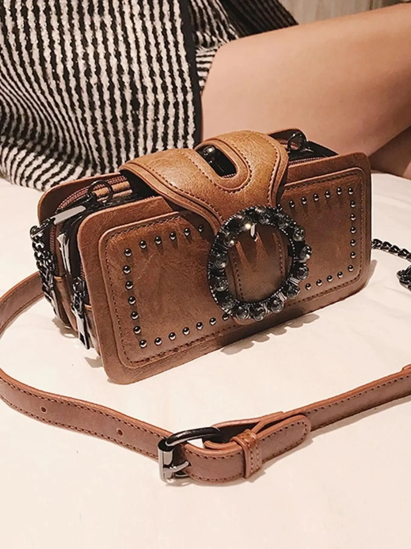Punk style fashion personality niche design shoulder bag, retro cool practical texture rivet crossbody bag, with chain shoulder strap decoration, multi compartment design, suitable for commuting and shopping, Studded Bag, Fashionable Unique Bags