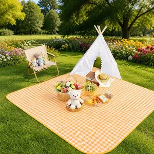 Outdoorgear Extra Large 2m x 2.5m 3mm Thick Outdoor Picnic Blanket, Foldable Water-Safe Picnic Blanket, Waterproof Moisture-Proof Camping Mat with Aluminum Film, Portable Lawn Mat for Camping Beach, Foldable Picnic Blankets