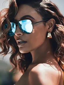 Unisex Vintage Mirror Lens Top Bar Design Sunglasses, Trendy Casual Sunglasses for Everyday Use, Fashion Accessories for Outdoor Activities, Trendy Beach Eyewear, Trendy Styling Sunglasses