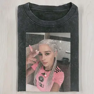 Modern Daenerys Targaryen Shirt, Game of Thrones Street Style Graphic Tee, Mother of Dragons Braided Hair Look, Gift for Unisex, Trending T-shirt