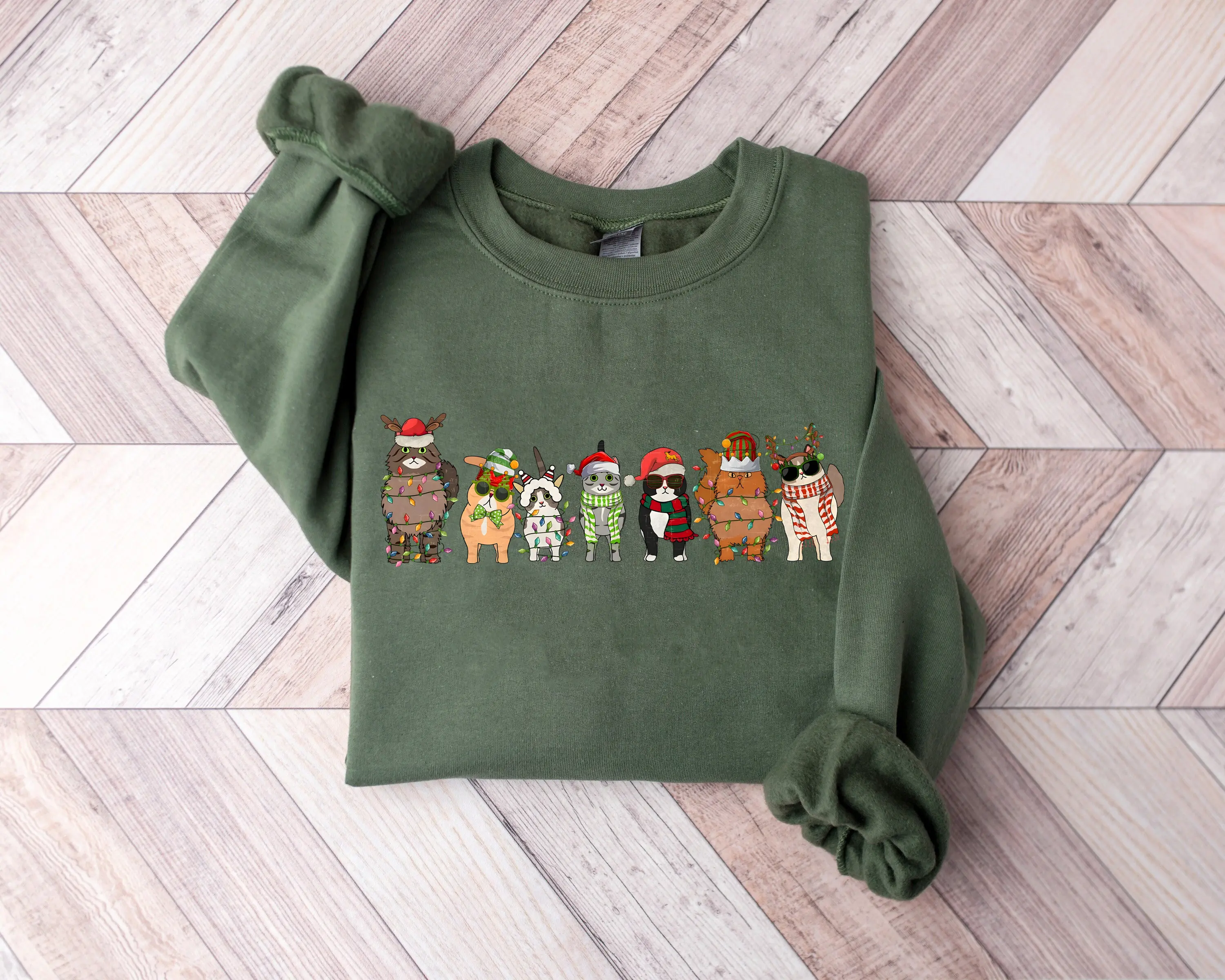 Cats Christmas Sweatshirt, Meowy Christmas Shirt, Cat Lovers Xmas Sweater, Christmas Cat Owner Sweatshirt, Christmas Gifts, Cat Sweater, Christmas Gift
