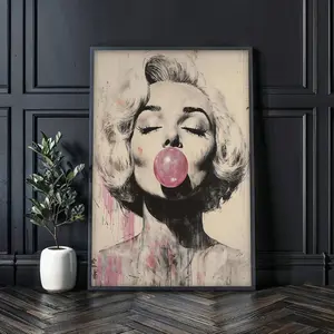 Marilyn Monroe Bubble Gum Graffiti Canvas Wall Art, Vintage Pop Art Portrait Print, Modern Feminine Bedroom Decor Unframed Canvas Poster, Frame Not Included