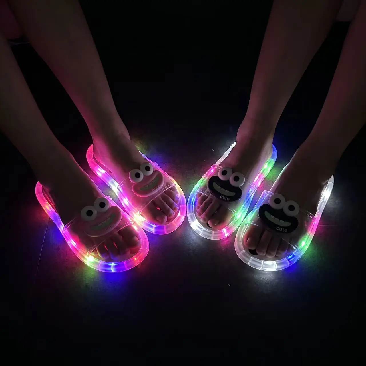 BIQIHERE LED Light Up Slippers for Women & Girls, Cute Glow Slides, Transparent PVC Jelly Sandals, Aesthetic Open Toe Footwear, Flashing Summer Slides for Vacations and FestivalsChunky Platform Slides for Summer Beach Pool Outdoor Garden Non-Slip Slippers