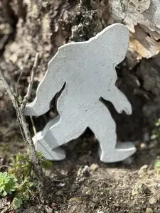 BIG FOOT Garden Art measures 5 x 5"