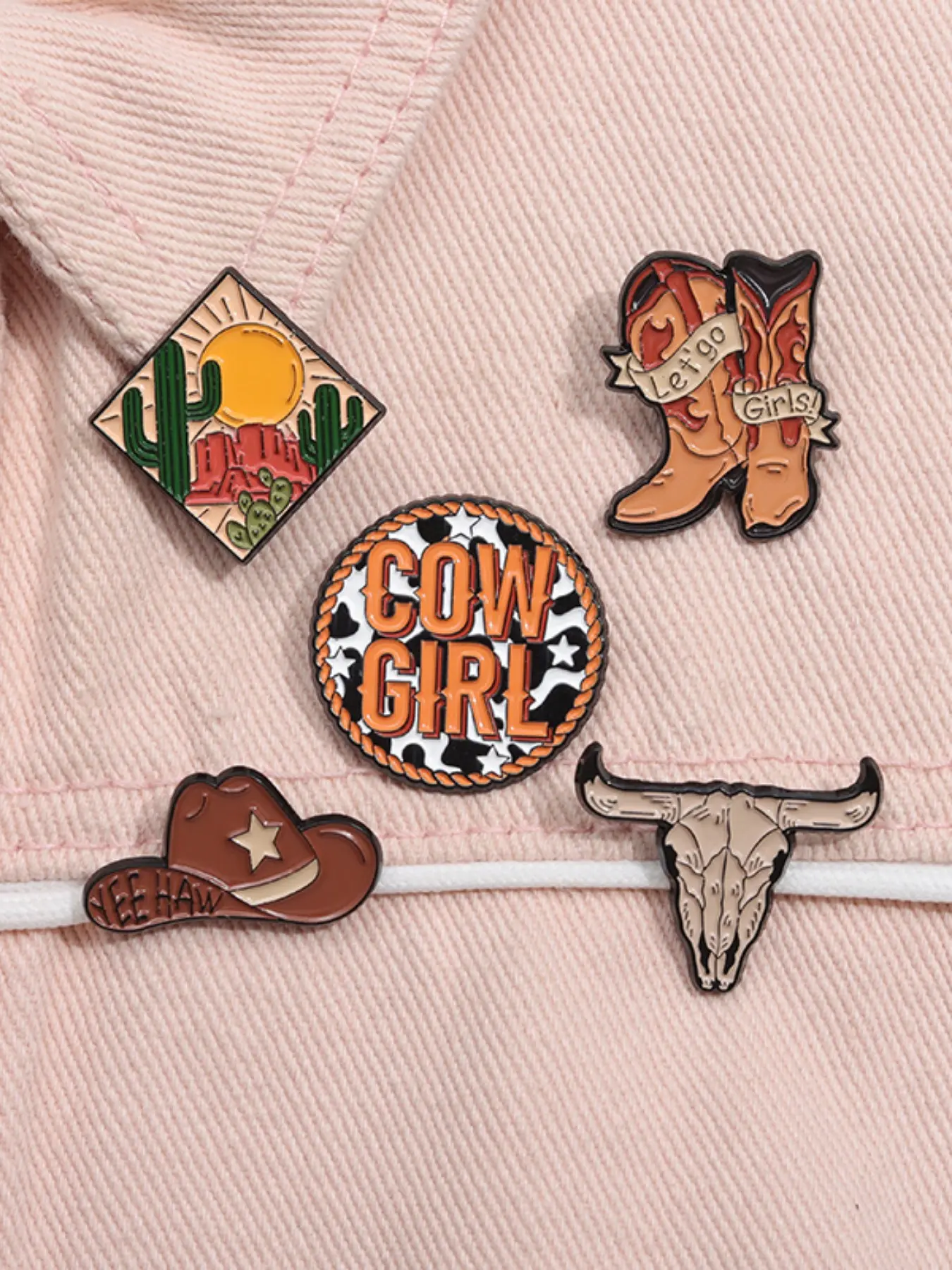 5 Vintage Western Cowboy Aesthetic Badge Set, Lapel Pin, Brooches, Brooch Pins, Alloy Brooch Pin, Collectible Pins, Cowboy Hat Boot Skull Desert Landscape Themed Badges, Ideal for Retro Fashion Lovers & Unique Styles