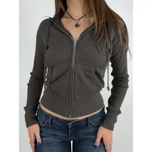 Women’s plain zip-up hoodie with drawstring and pockets, casual long-sleeve hooded sweatshirt for summer, women’s clothing for daily wear, tops