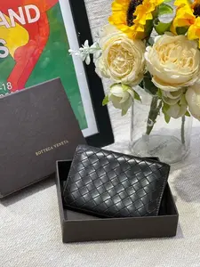 Pre-owned Bottega Veneta Leather Mini Bags Preloved Wallet Black 11080