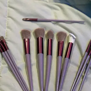 Custom Brush Set - Burgundy Makeup Brushes, Includes Multiple Sizes