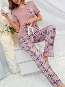 Two-Piece Set of Women Casual Pajamas with a Checkered Pattern