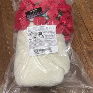 Rose Knitted Blanket, Rose Bouquet Blanket, Valentine's Day Mother's Day Nap Blanket, Sofa Bed Cover, Warm Soft Plush Blanket, Home Comfort Lightweight Travel Camping