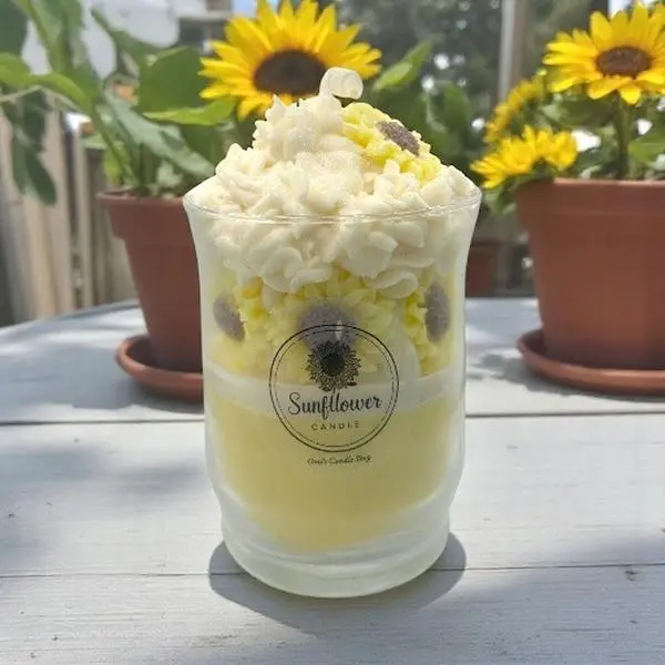 Sunflower Candle - Fragrant Candle with Sunflower Design for Decor and Gifts - Aromatherapy Sunflower Candle - Fragrant Candle with Sunflower Design for Decor and Gifts - Aromatherapy