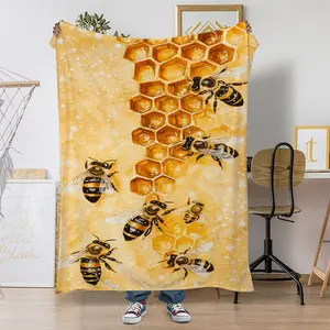 Honeycomb Bee Throw Blanket, Soft & Warm for Couch,Sofa,Bed, Lightweight All - Season, Perfect for Nature & Insect Fans
