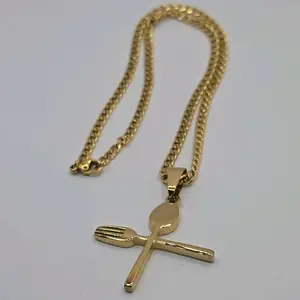 Beautiful chef desing pendant with necklace cuban style in stainless steel gold and silver 18" or 24"