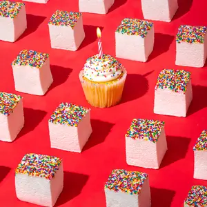 BIRTHDAY CAKE MARSHMALLOWS
