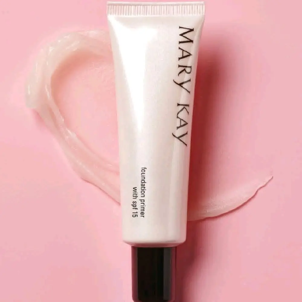 Mary Kay Foundation Primer Sunscreen Broad Spectrum SPF 15Create a smooth canvas with this lightweight gel that enhances your foundation application and extends wear, with SPF 15