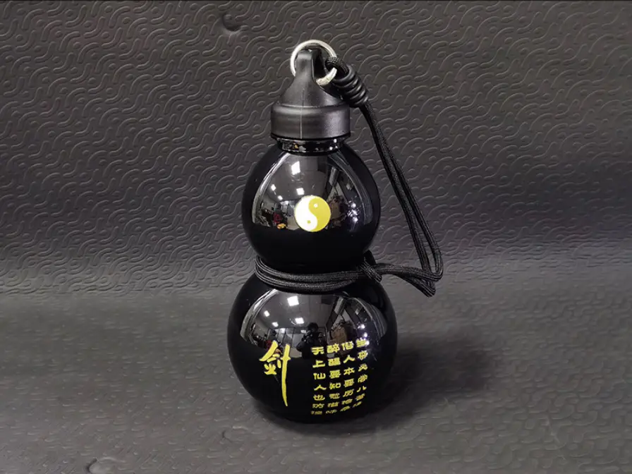 [Hot Item] 25Oz Traditional Classic Stylish Tai Chi Gourd Water Bottle, BPA-Free Kitchenware Drinkware, Leak-Proof Drink Container for Daily Use