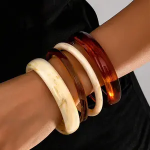 4PCS Acrylic Bangles Bracelets for Women Resin Chunky Bracelets Geometric Fashions Thick Statement bangle Set