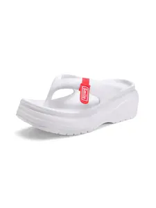 1 Pair Women's 5CM Chunky Platform Flip Flops, Cruise Flip Flops, Casual Outdoor Sandals, Summer Vacation Style, One-Piece EVA Construction + Soft Platform Sole + Smile Decor Strap, Beach Vacation / Daily Outings, Soft & Non-Slip Trendy Sandals