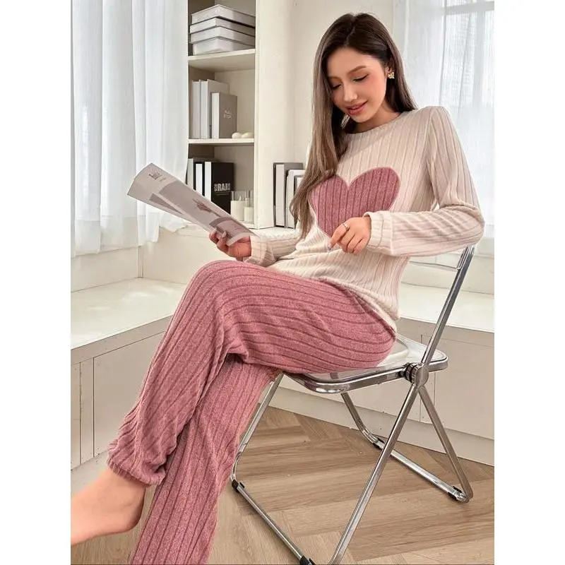 Women's Soft Coral Fleece Pajama Set - Cute Big Heart Design, Thick Everyday Autumn Winter Cozy Sleepwear Loungewear for Sports & Outdoor Layering Under Raincoats