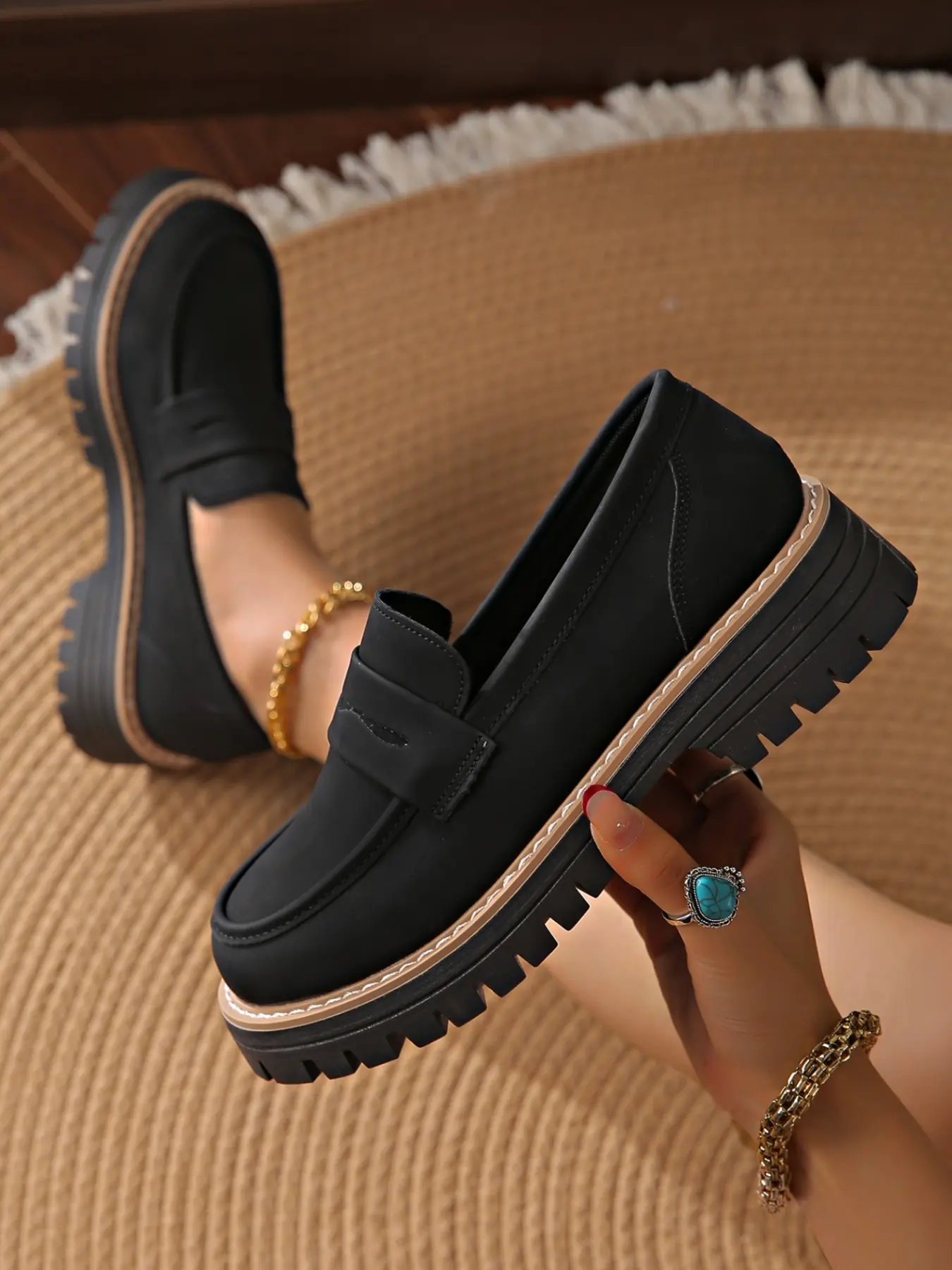 Women's Gingham Textile Loafers, Casual Flat, Slip on Flats, Wide Fit Comfortable Shoes, Rubber Sole, All Season Fashion Footwear, Perfect for Commuting