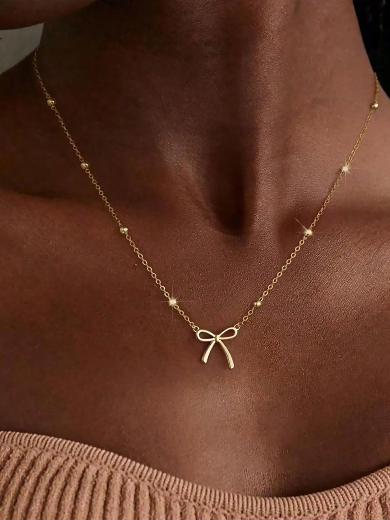 Bowknot Pendant Necklace for Women & Girls, Minimalist Dainty Design, Dainty Necklaces, Versatile Layered Style, Dainty Layering Jewelry, Ideal Gift for Birthdays & Holidays, Birthday Gift Jewelry, Daily Wear Necklace, Everyday Wear Jewelry