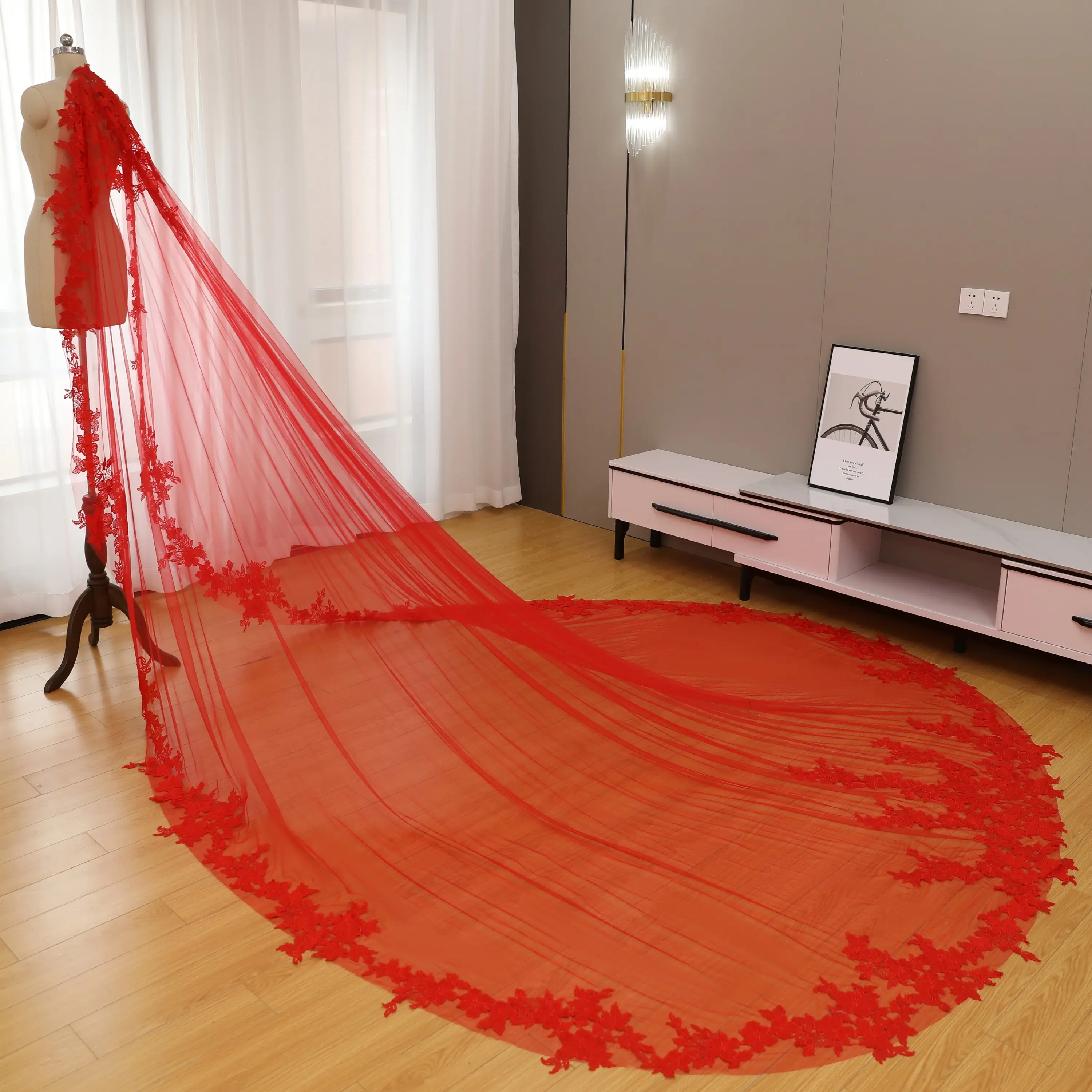 Dramatic scarlet cathedral veil,romantic wedding veil,traditional style bridal veil,delicate floral lace bridal veil