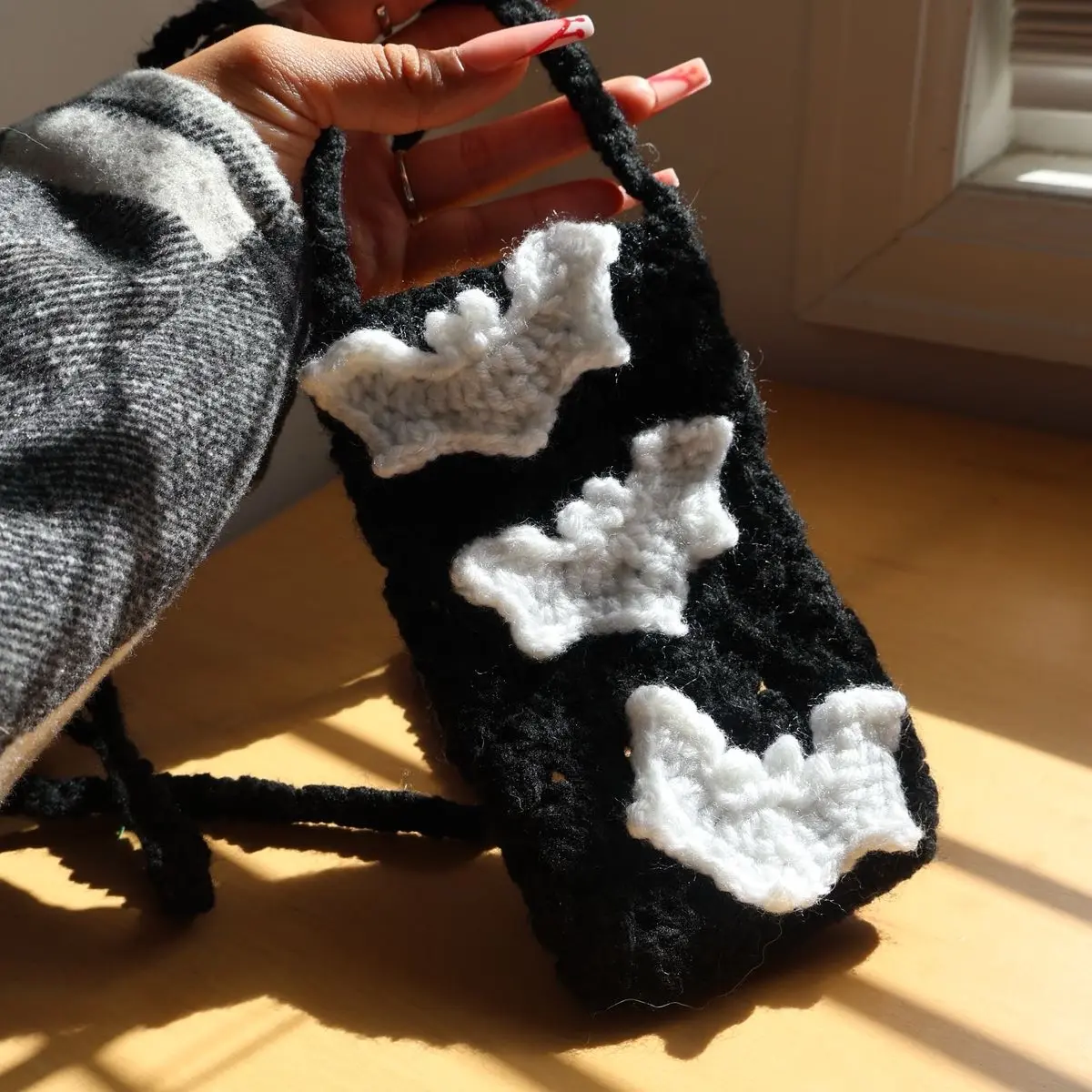 Battie Phone Bag - Crochet Knit Handmade Crossbody Bag Bat Pouch Trendy Minimalist Purse for Essentials