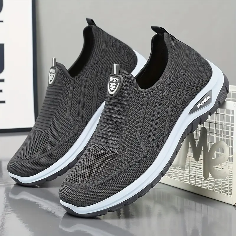 Men's Casual Slip-on Walking Shoes, Breathable Athletic Trainers with Non-Slip Soles, Comfortable All-Season Footwear for Hiking