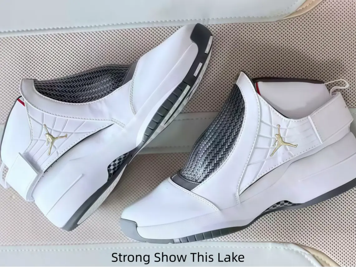 Streamlined Laceless Slip-On Silhouette, Minimalist Sport Sneaker for Casual Outings & Low-Intensity Daily Exercise