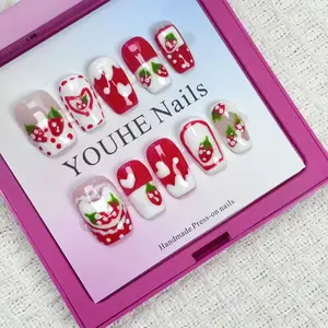E135 Handmade wearable nail art in a rural style, cute strawberry-themed daily hand-painted nail art, detachable nail cap stickers, fake nails