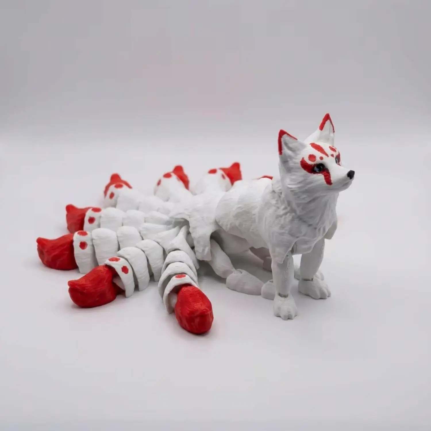 This 3D-printed nine-tailed fox statue, Articulating animal figurines, Articulated animal figurines, Decorative figurines, home & office decoration, party gift, ideal for fantasy creature collectors, suitable for festival decoration
