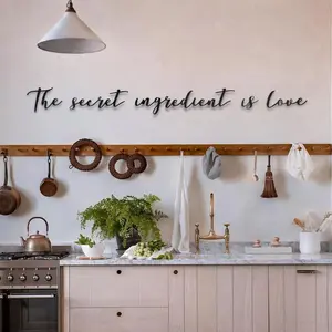 "The Secret Ingredient is Love" Wall Decor, Ornament Metal Wall Art Room Decoration, Home Decor for Home Living Room Bedroom Hanging Iron Kitchen