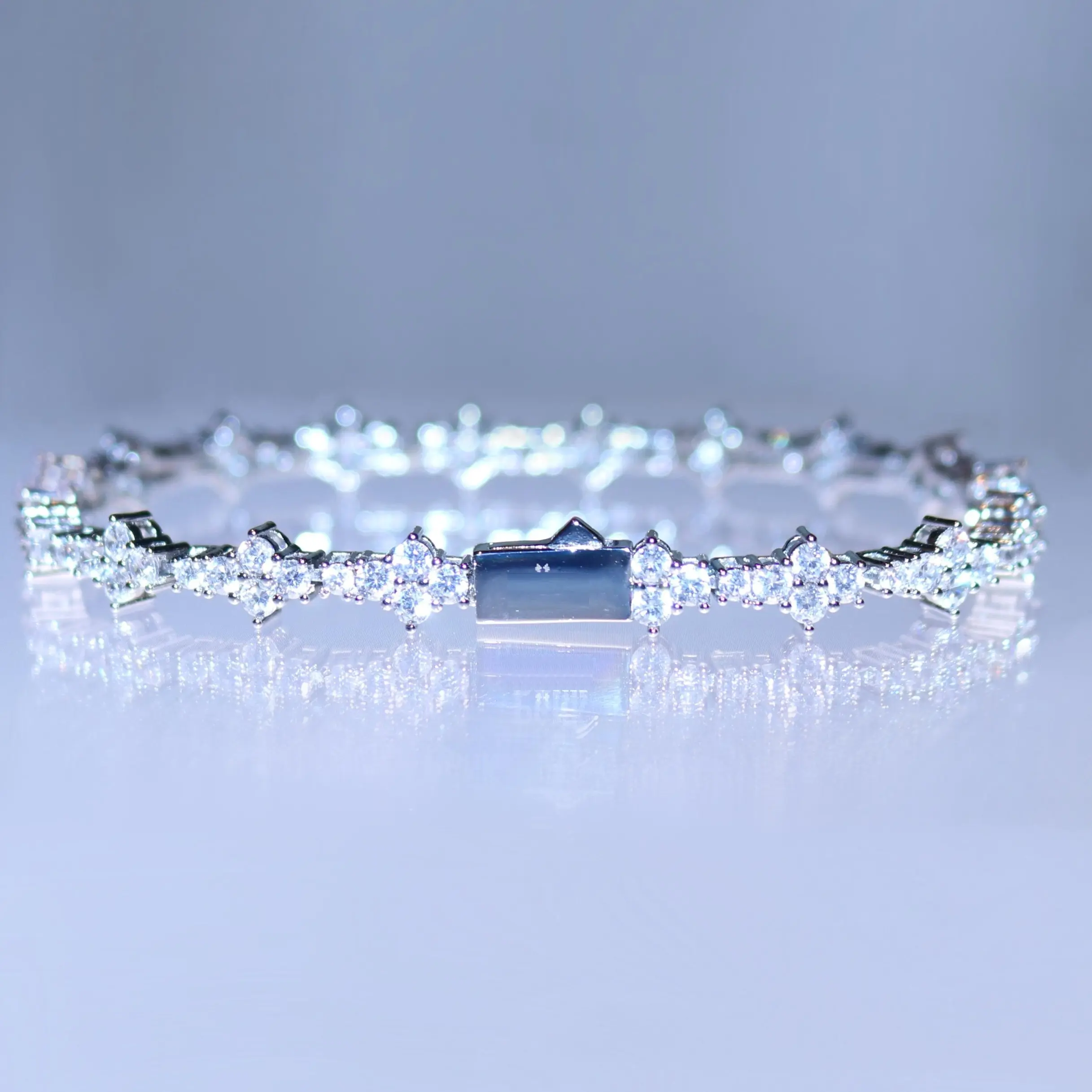 Cross Bracelet - Silver, Gold, High-Quality Jewelry, Beautiful Link Design, Gold Jewelry Accessory, Jewelry Bracelet
