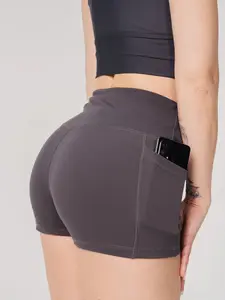 Pro-Fit Basic Shorts with three pockets, Moisture-wicking, Comfort, Breathable, Sportswear Womenswear 78057  Gymclothes gym outfits gym fits