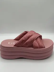 Pre-owned GUCCI Pink Platform Slides 38
