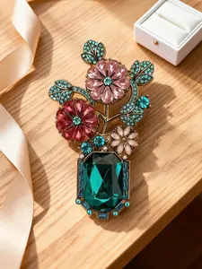 Vintage Luxury Flower Bouquet Brooch Pin, Elegant Clothing Accessory for Women, Perfect Gift Idea, Retro Style Jewelry