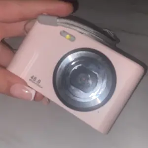 Product Review of Auto Focus Digital Camera, 1 Count Full HD 1080P/48MP Mini with 32G Memory Card, Ff (F/3.2, f=7.36mm), 16x Zoom for Teenagers Beginners, Mini Camera, Electronic Portable Camera from 𝓎**𝒾