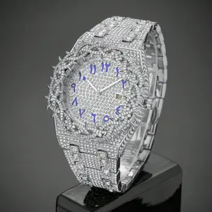 Designer Thorn Quartz Watch – Elegant Precision & Timeless Style