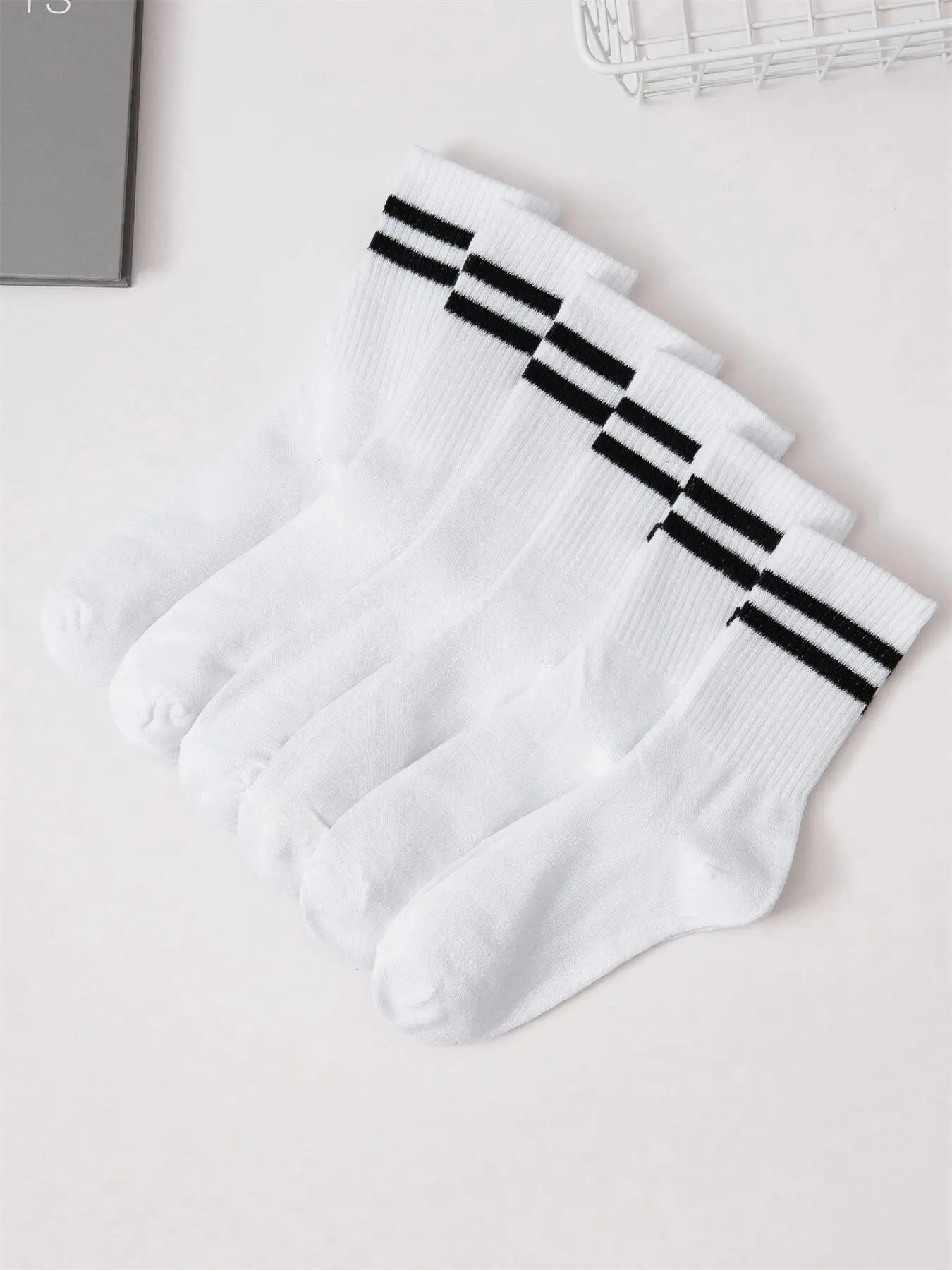 Women's 6 Pairs Sock Set Striped Print Crew Socks, Soft Comfy Breathable Mid Calf Socks For Gym Outdoor Daily, Women's Socks & Hosiery, Cozy Fall Outfits, Versatile Street Style Womenswear, Summer Outfits 2024, Casual Stylish Socks, Fitted Casual Socks