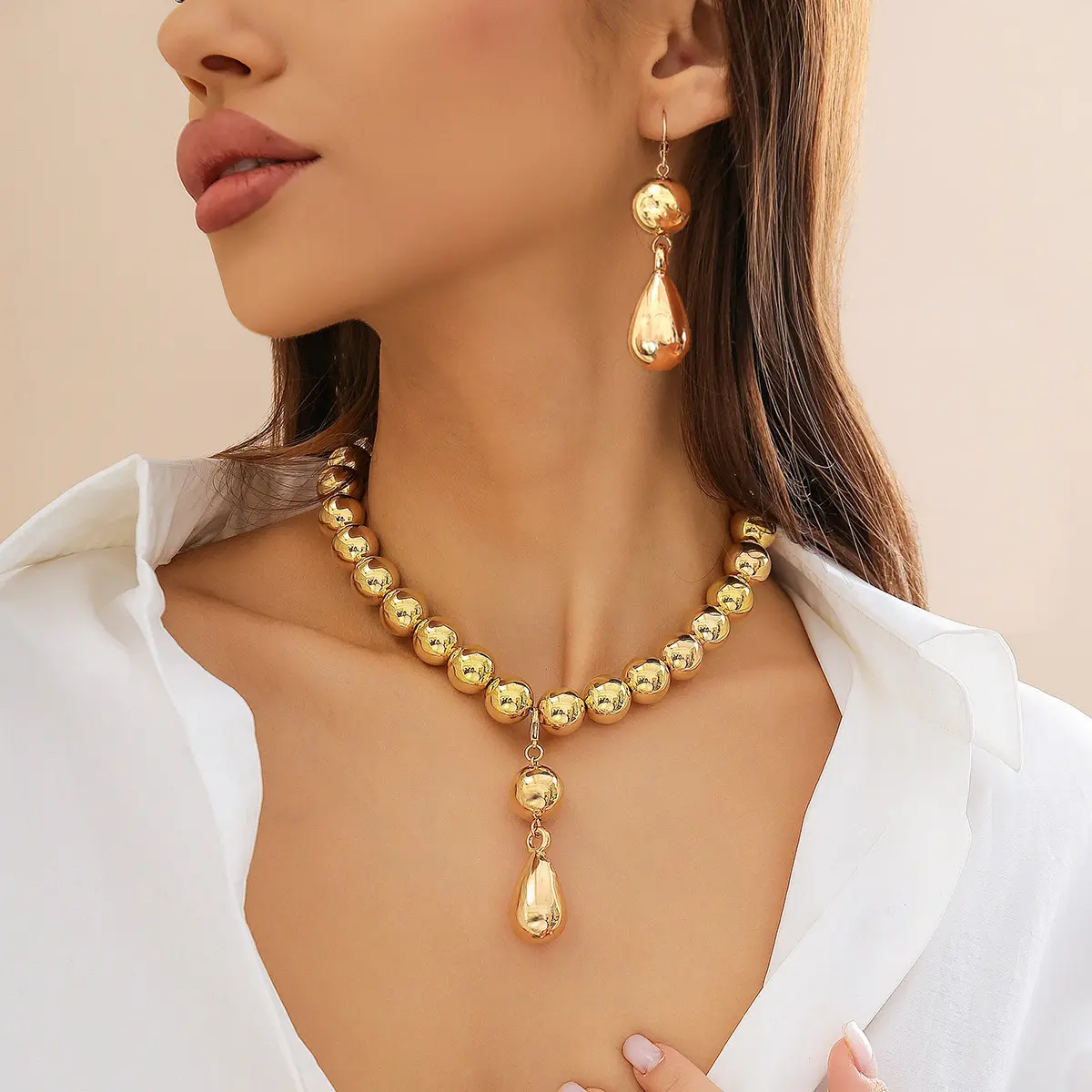 Exaggerated bead necklace for women, versatile beaded choker with metallic water drop pendant cross daughter earring Silver Gold Plated Handmade Copper Initial men accessories spicy girly name bracelet duck hunter anklets jade y2k emo money