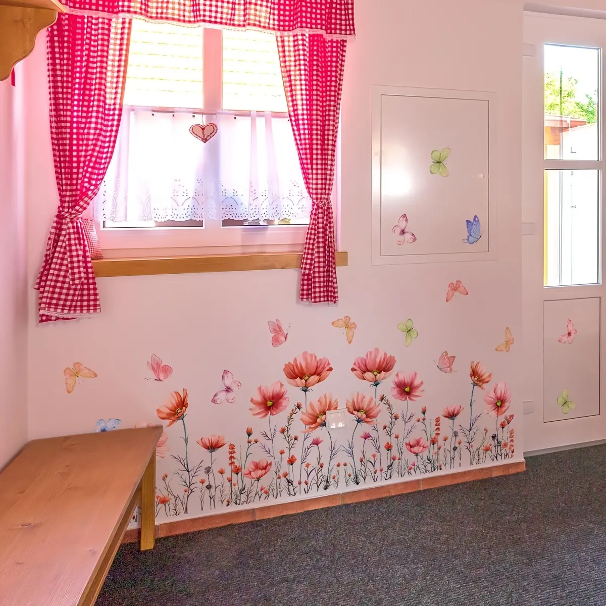 A new-style pink flower cluster wall sticker, Wall Decal for bedroom, living room, and bathroom background wall. Wall sticker for beautification and decoration. Floral Pattern Sticker M18067