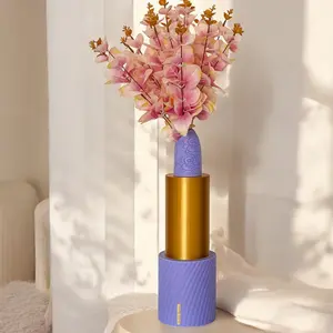 Purple Lipstick Decor