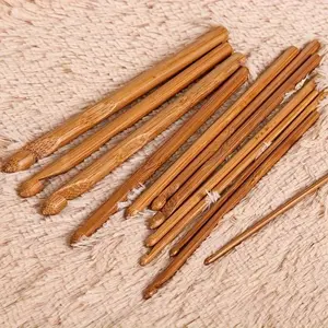 12pcs DIY Crochet Hooks Set Bamboo Handle Crochet Knitting Tool Crafts Crochet Kit
