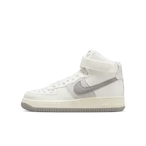 NIKE Air Force 1 High LE Sneaker, White, High Top, Lightweight Design, Comfortable Fit, Ideal for Everyday Wear