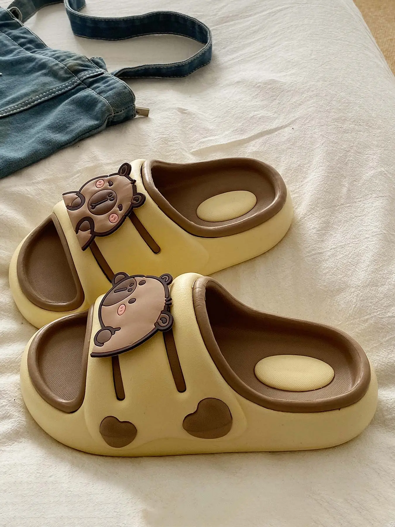 Women's Cute Cartoon Bear Design Fashion EVA Slides, Casual Comfortable Home Slippers, Non-slip Soft Thick Sole Slippers for Indoor & Outdoor Wear, Girl